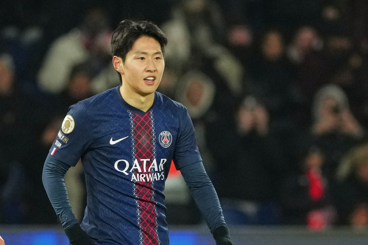 "LEE, 亞 1등 축하해!" PSG 팬들의 뜨거운 응원, 이강인 결승골…