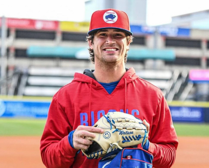 '폰세 닮은꼴' 투수가 부산에? '선물' 같은 외인 오나…'조건부' 17…