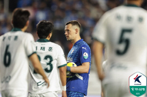 [현장라인업]'승강 PO 모드' 수원 삼성, 정규리그 최종전 일류첸코 김지현 투입