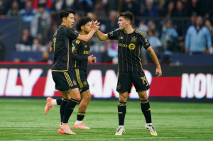 [MLS 속보]결국 손흥민, 만회골 작렬! 전반 '슈팅 0개'→후반 3차례 슈팅 끝 골망 흔들어…후반 1-2 진행중