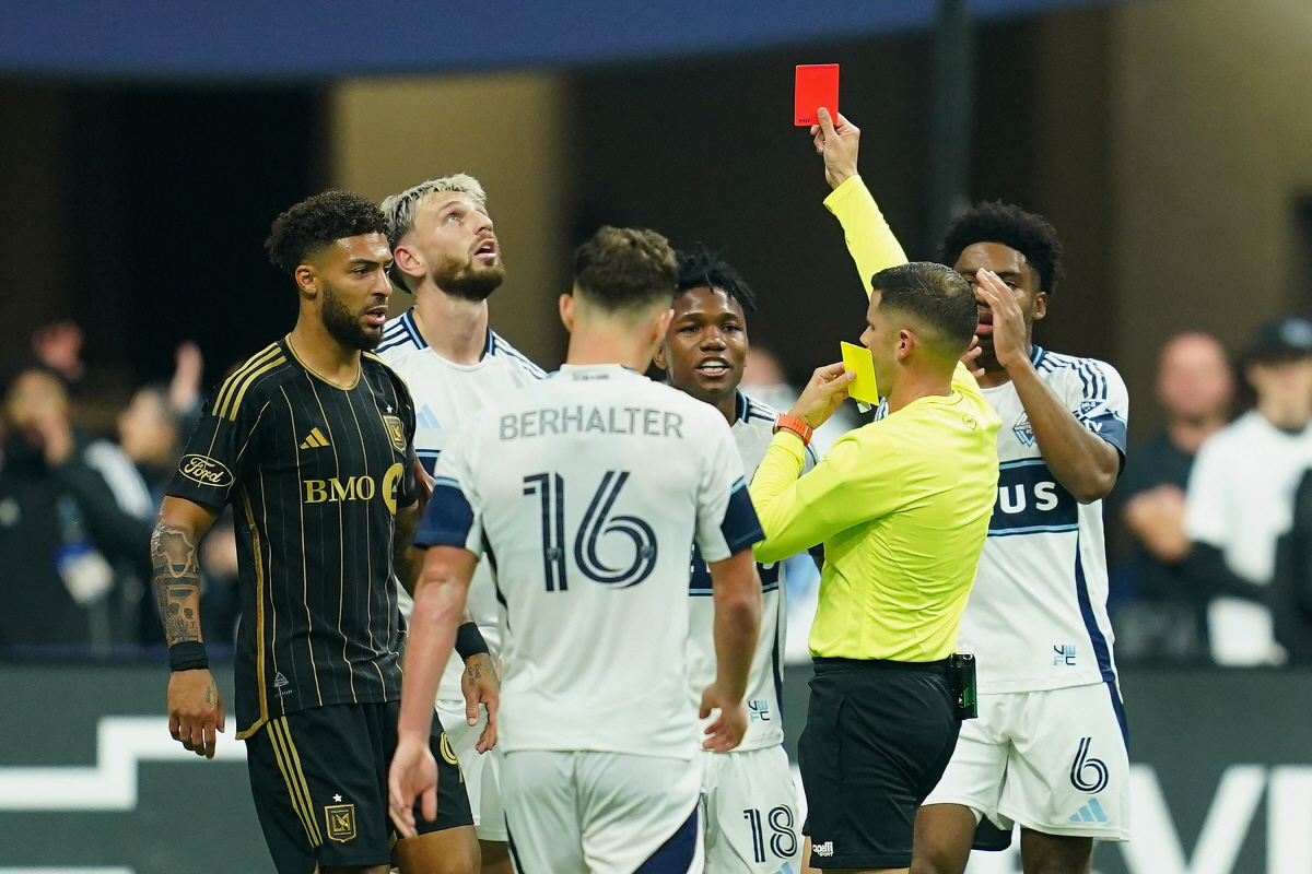 [MLS PO 리뷰]'0-2→2-2→눈물의 PK 실축' 손흥민, 멀티골 …