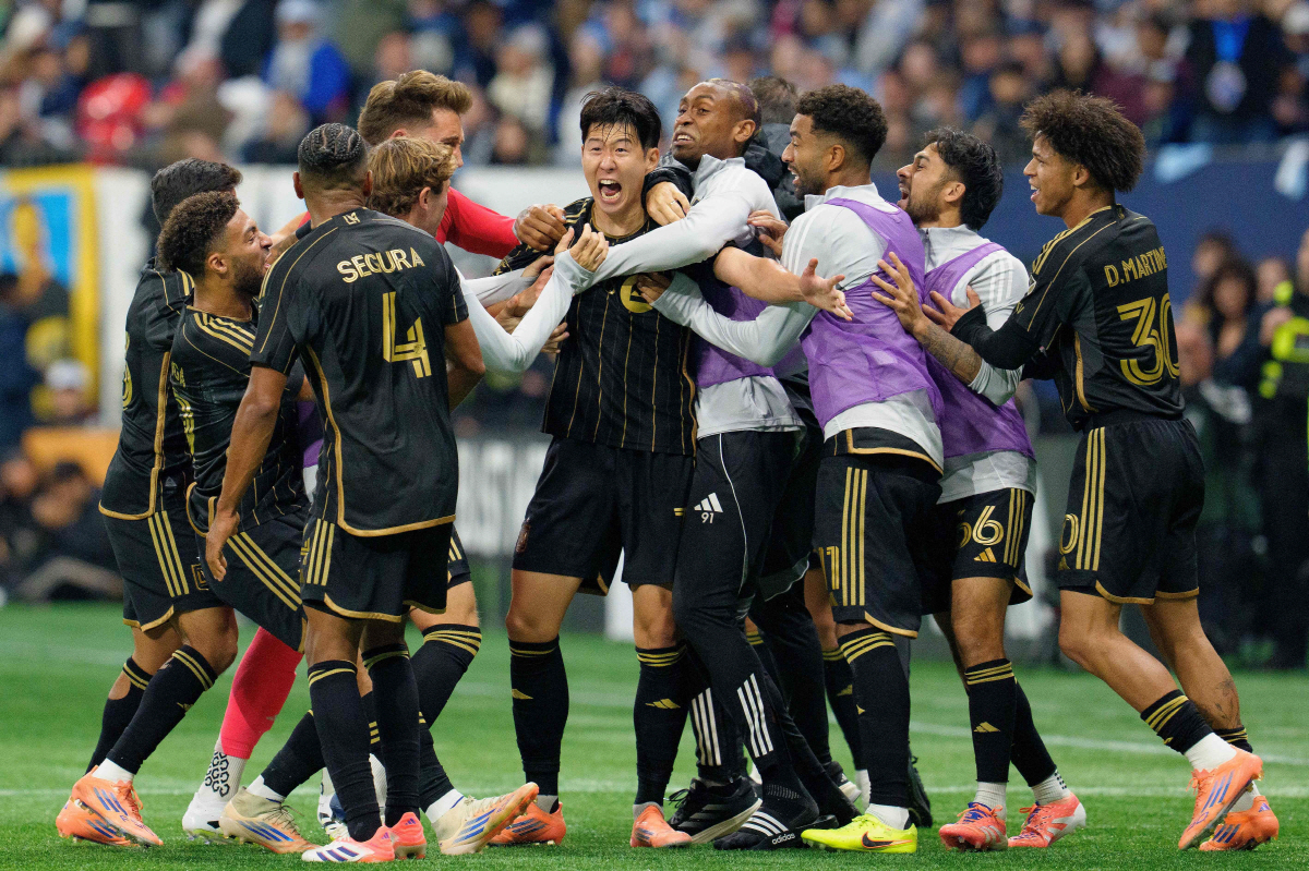 [MLS PO 리뷰]'0-2→2-2→눈물의 PK 실축' 손흥민, 멀티골 …