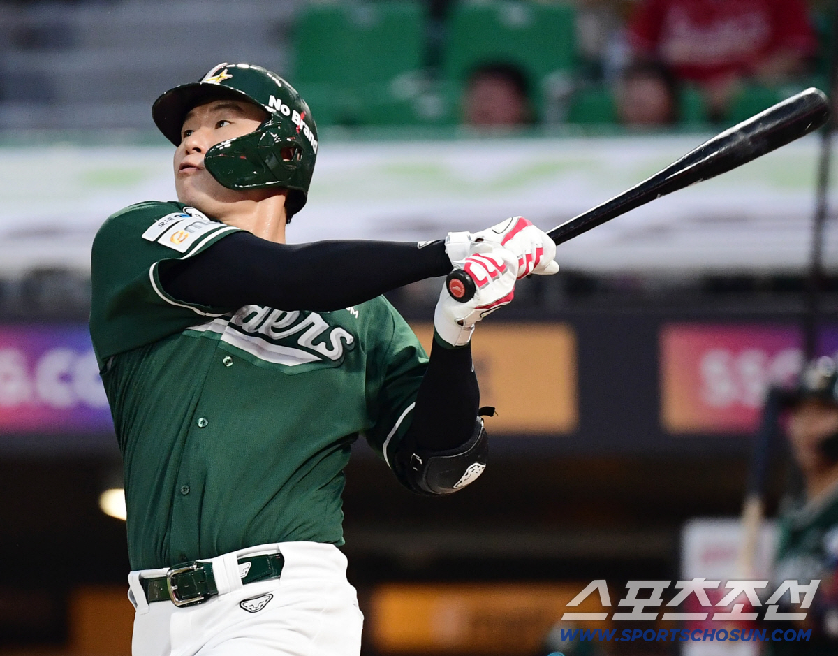'통산 홈런 7개인데' 최정→박병호도 감탄했다…한국판 애런 저지 포텐 터…