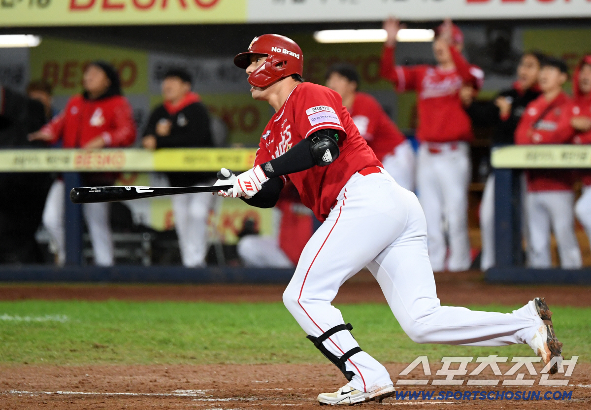 '통산 홈런 7개인데' 최정→박병호도 감탄했다…한국판 애런 저지 포텐 터…