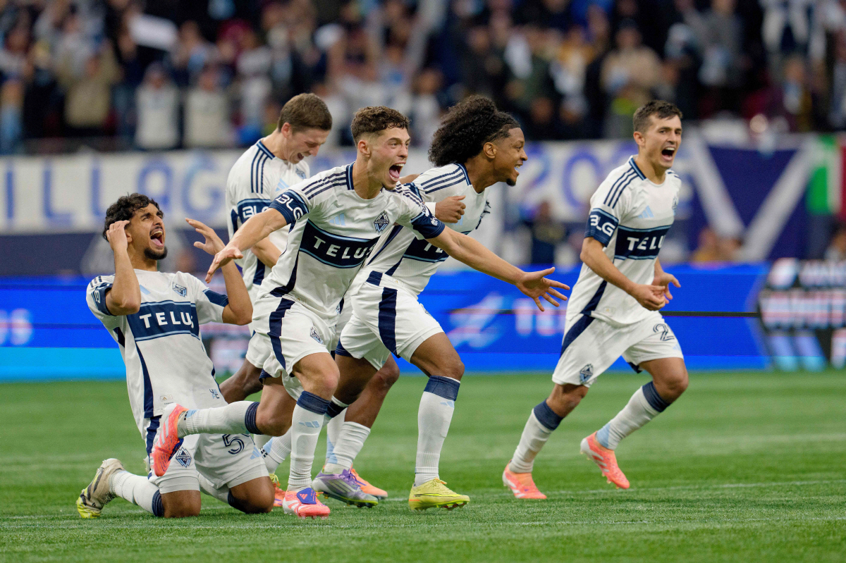 "멀티골→PK 실축→근육 경련" '눈물의 투혼' 손흥민 매직, MLS도 …