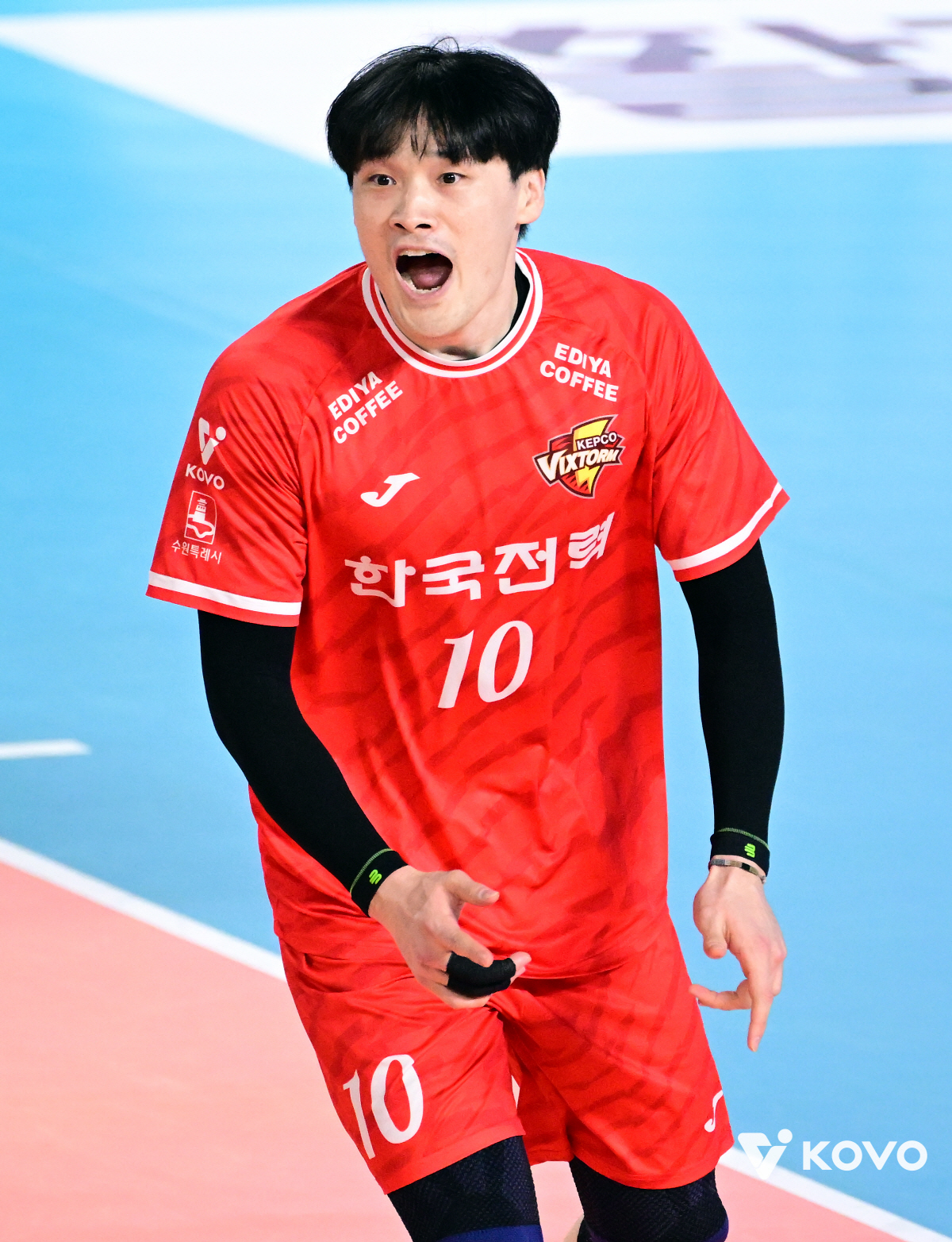 2R 전승 질주! 24블록 담벼락쇼 → 베논 트리플크라운까지…한국전력 3…