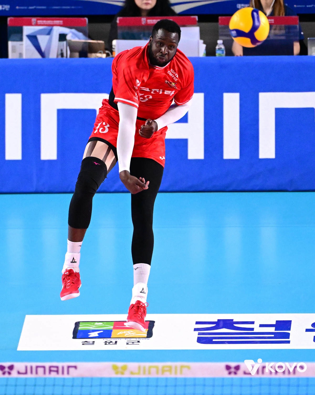 2R 전승 질주! 24블록 담벼락쇼 → 베논 트리플크라운까지…한국전력 3…