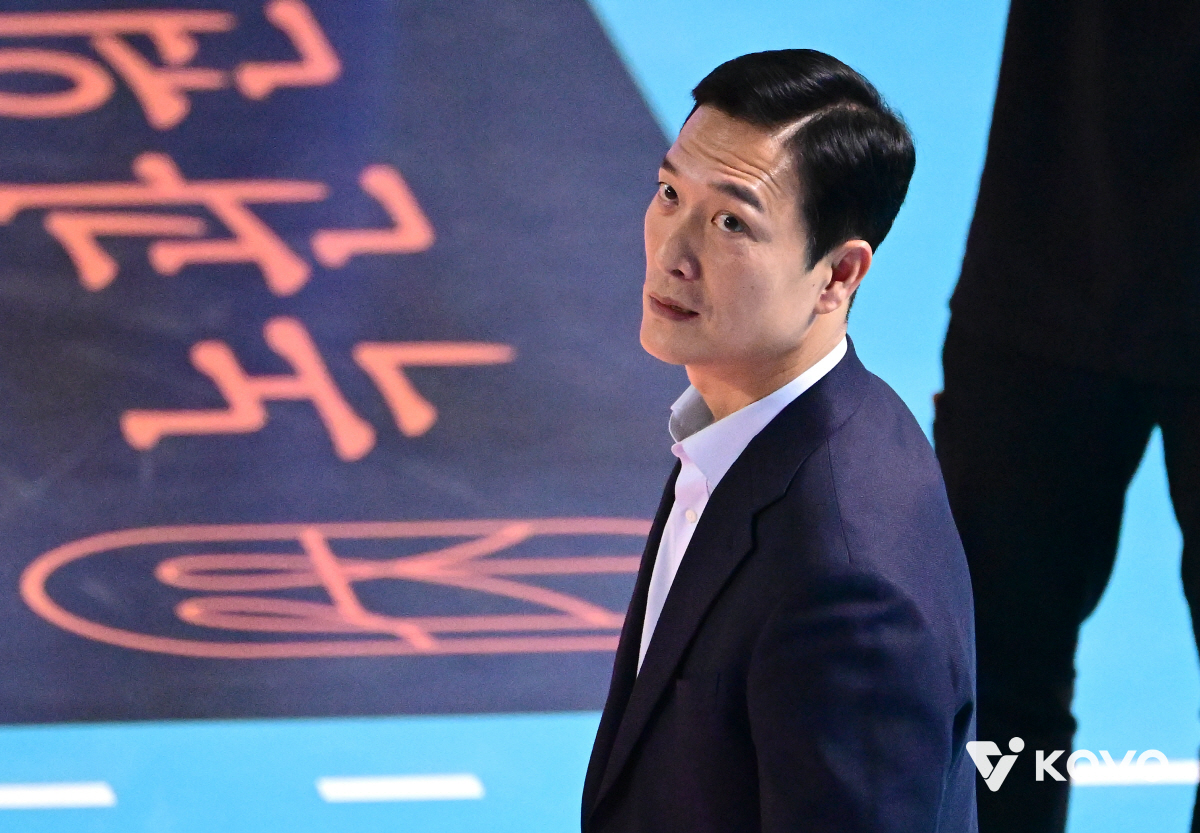 2R 전승 질주! 24블록 담벼락쇼 → 베논 트리플크라운까지…한국전력 3…