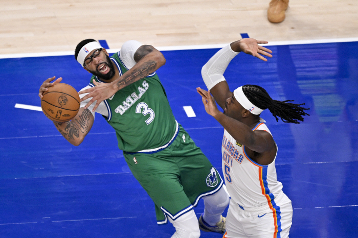 "앤서니 데이비스, 시카고행 유력!" 미 ESPN의 과감한 예상 "댈러스 AD 트레이드 불가피. 시카고 8천만달러 샐러리캡 여유"