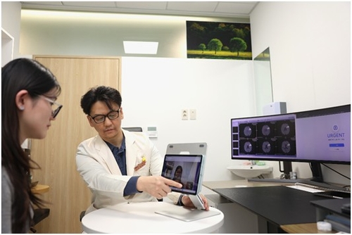 "스마트기기와 대화하며 뇌졸중 이상 신호 발견한다"