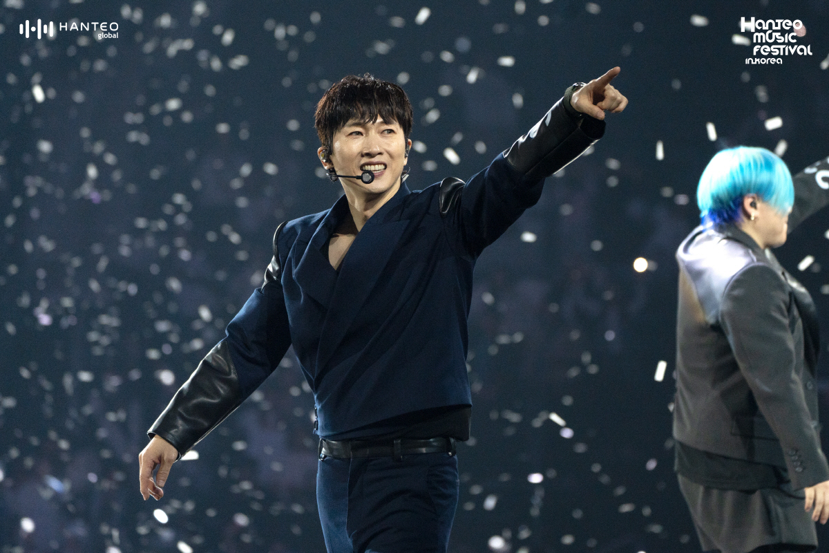 H.O.T., 데뷔 30주년 한음페서 뭉쳤다…후배들에 "내 어린 시절 보…