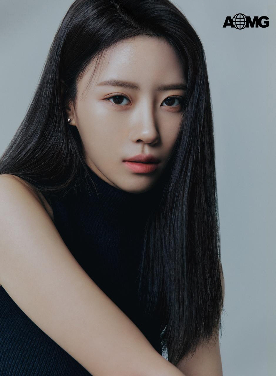 유재석 품 벗어난 이미주, AOMG와 손잡았다…"육각형 아티스트 이미주에…