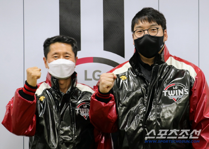 '10억 포기한 박해민 때문인가.' 패가 다 나왔는데 결정못한 김현수. 언제까지 기다려야 하나