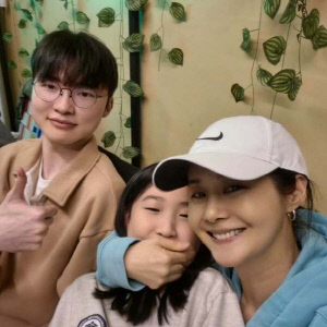 ‘임요환♥’ 김가연, 페이커가 퍼주는 밥에 황홀 “상혁이 정체 알게 돼”