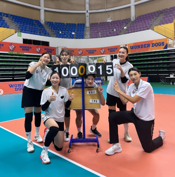 [SCin스타] ‘신인감독’ 데뷔전 소감 전한 김연경 “낯설고 쉽지 않았…