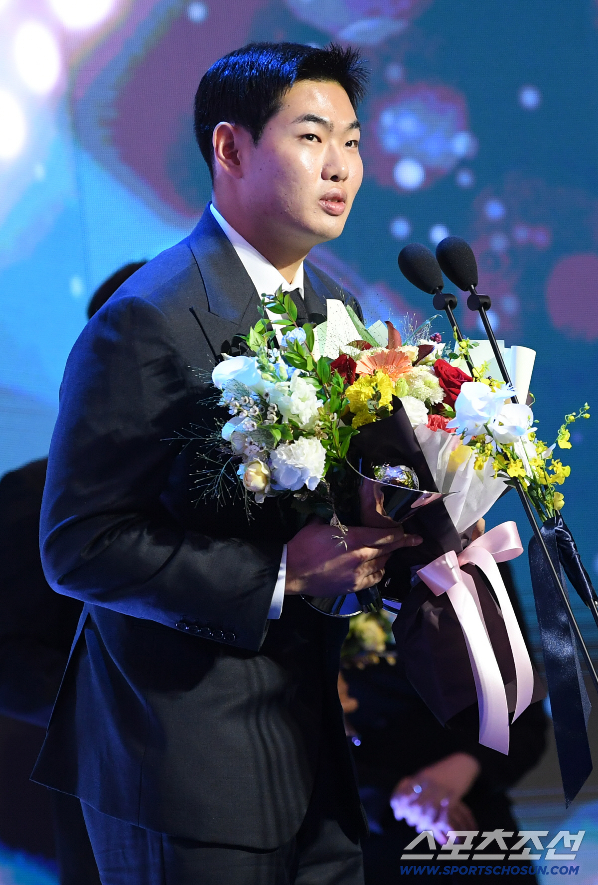 [포토] 홍성호 '퓨처스리그 타점-홈런상 수상'