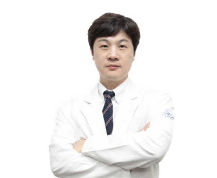 손이 떨리는데 수전증일까, 파킨슨병일까…차이는?