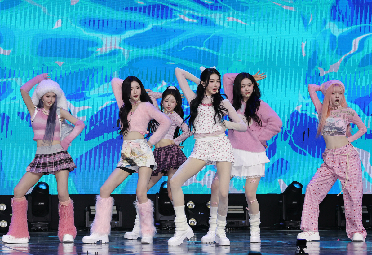 [SC현장]"24명 다 알려지길"…트리플에스, 이번엔 '미소녀즈'로 네 …