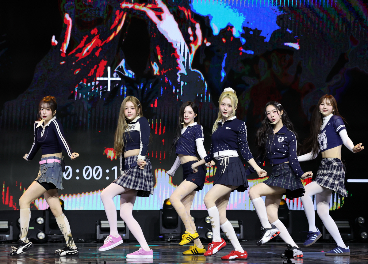 [SC현장]"24명 다 알려지길"…트리플에스, 이번엔 '미소녀즈'로 네 …