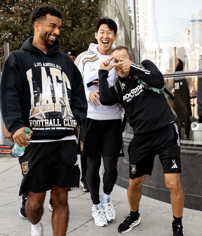 "월드클래스 SON, 굿바이!"→"지도할 수 있어 영광이었다" 스티브 체…