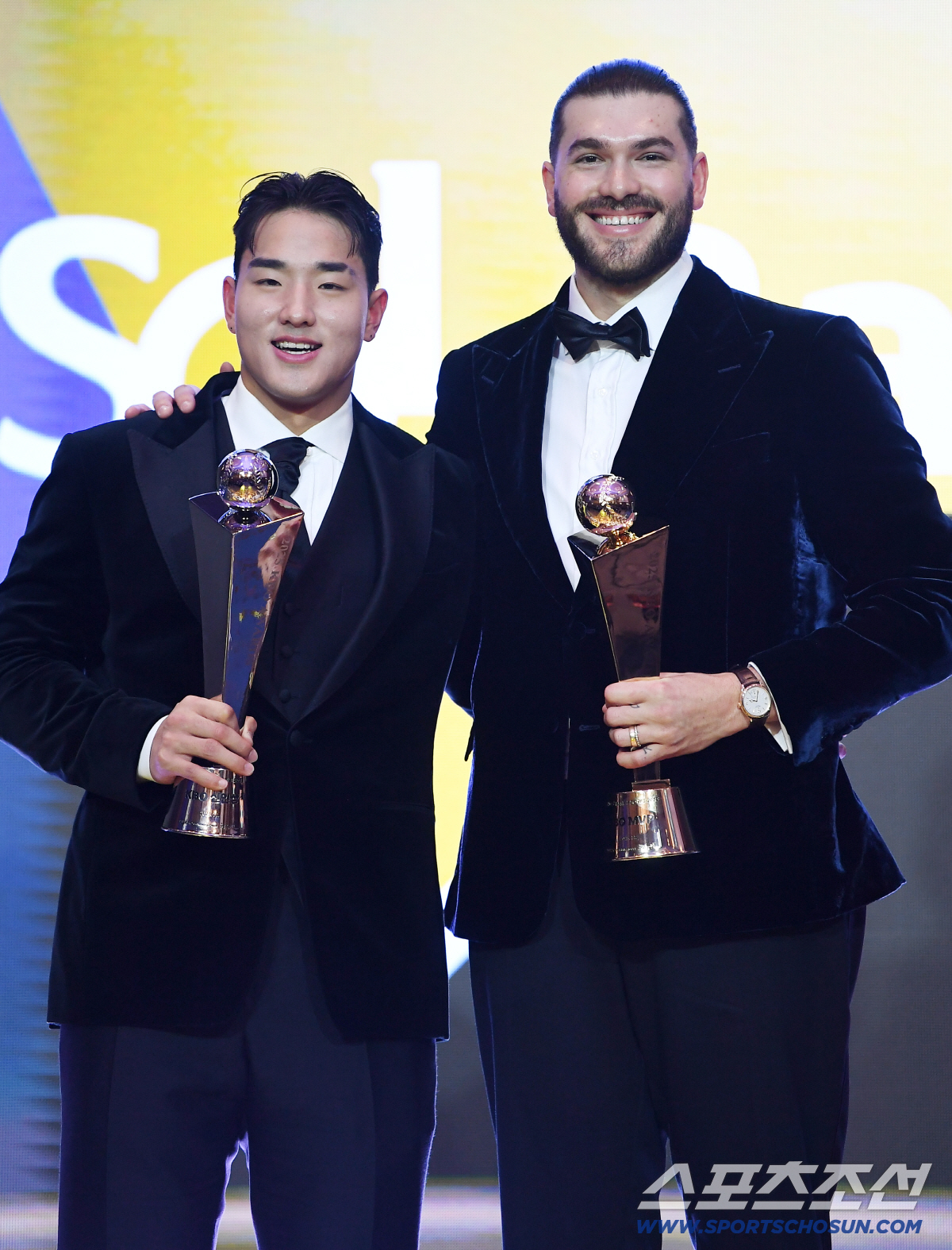 '100억 한화행 충격 후' 新 괴물 타자의 KBO 평정 선언…"백호 형…