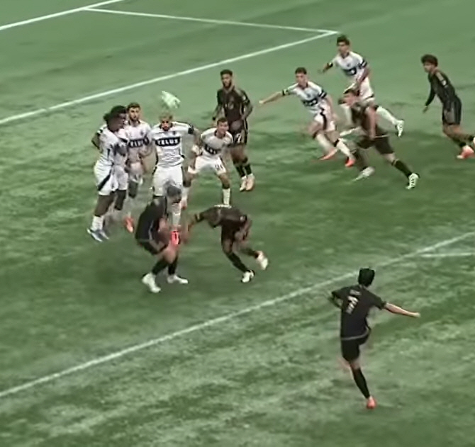 소신 발언! "손흥민 수준 이하 경기력" 본전도 못 찾은 소리..."토트…