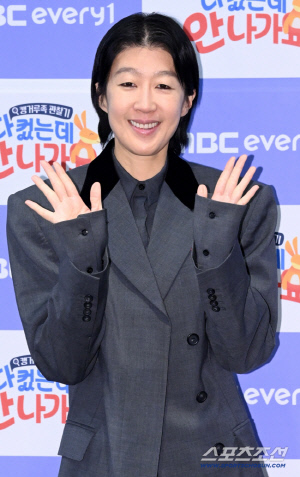 홍진경, 이혼·딸 유학에 텅 빈 평창동 집 