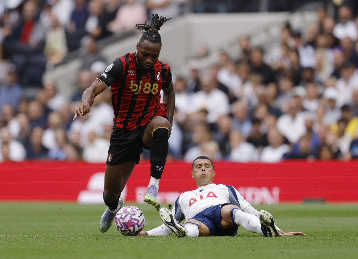 '북런던 더비 박살' 토트넘, 또또 위기 예고...SON 빈자리 영원히 …