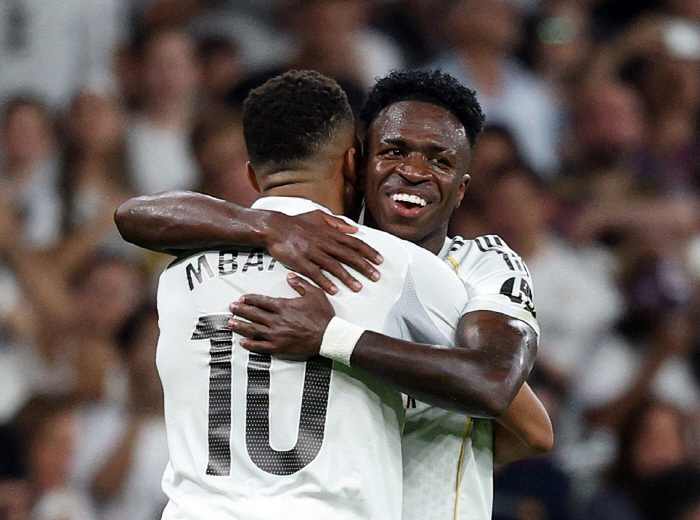 1티어 충격 폭로! "전성기 호날두급 연봉 내놔" 도를 넘은 재계약 요구…