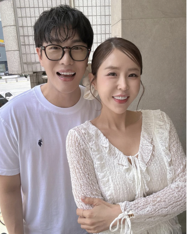 신지 "♥문원, 돌싱 과거 다 알았다"…루머·오해 반박하며 '결혼 선언'