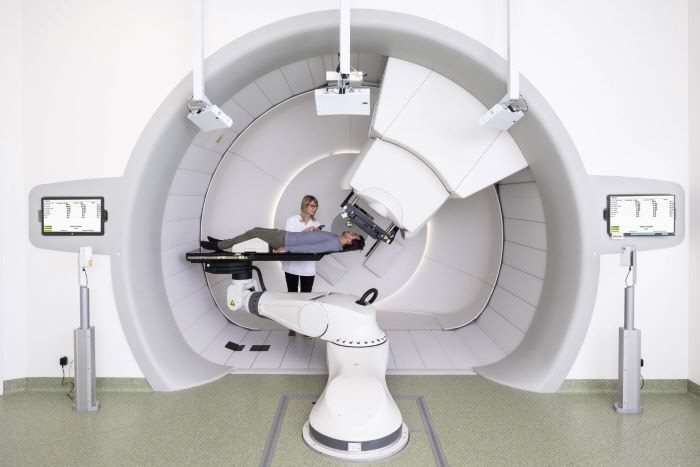 서울성모병원, 아시아 최초 차세대 양성자센터 건립 추진…1단계 2500억…