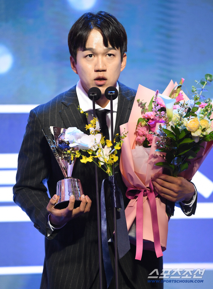 1회 4사구 4개 조기 강판의 아픔 뚫고 퓨처스 ERA 1위. "1군 기회가 없을지도 모르지만..."