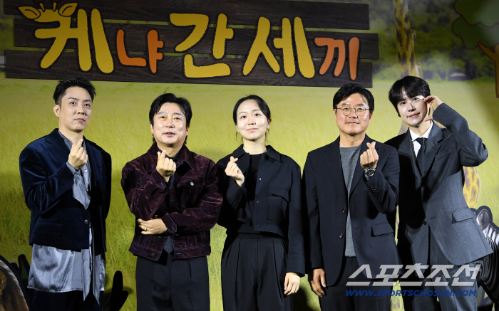 [SC현장] "과감한 시도는 아니지만"..나영석 PD 사단 '케냐 간 세끼', 익숙함의 글로벌行(종합)