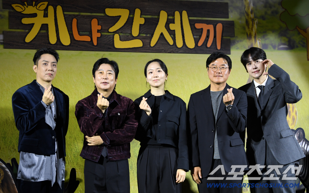 [SC현장] "과감한 시도는 아니지만"..나영석 PD 사단 '케냐 간 세…