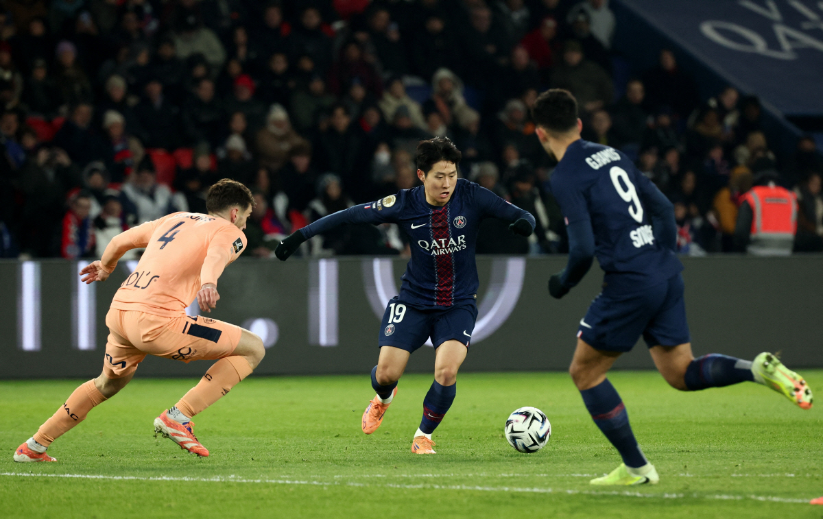 충격 대반전! PSG 감독 '이강인 기대 안했다'…축구 재능있지만, 정신…