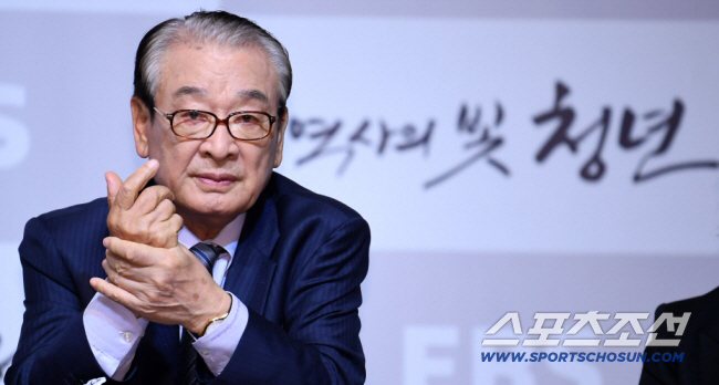 "나문희·김용건→신민아·김우빈도"…故이순재 빈소 가득 채운 애도 '먹먹'…