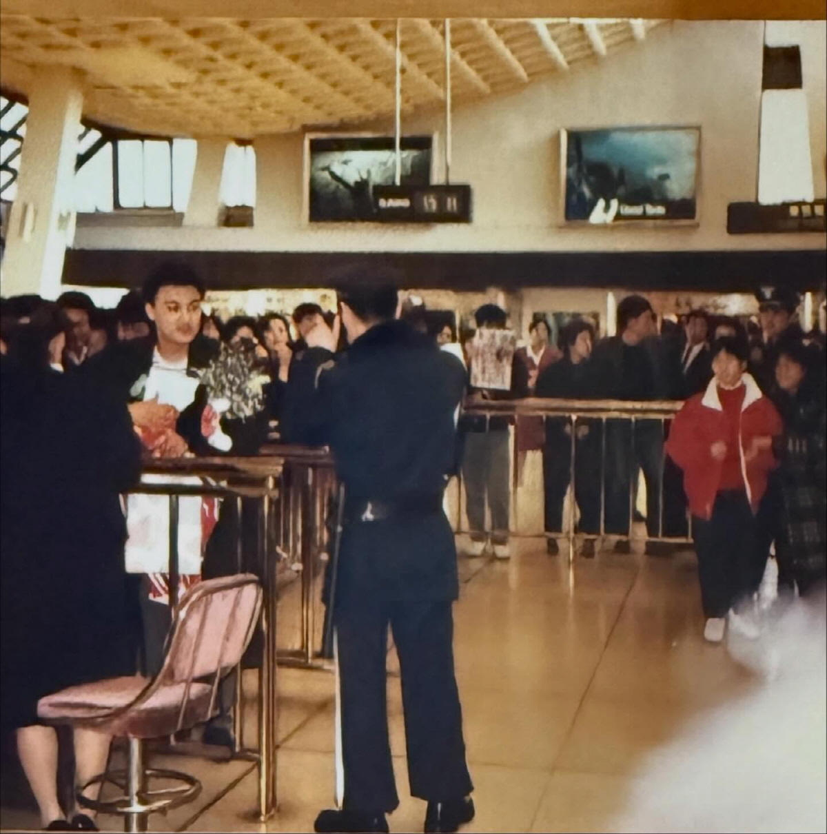 [SCin스타] “34년 전 추억…오랜 시간 응원해준 분들 감사” 박중훈…