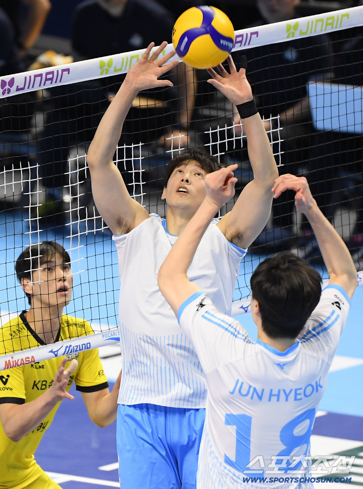 [포토] 한선수의 빠르고 정확한 토스