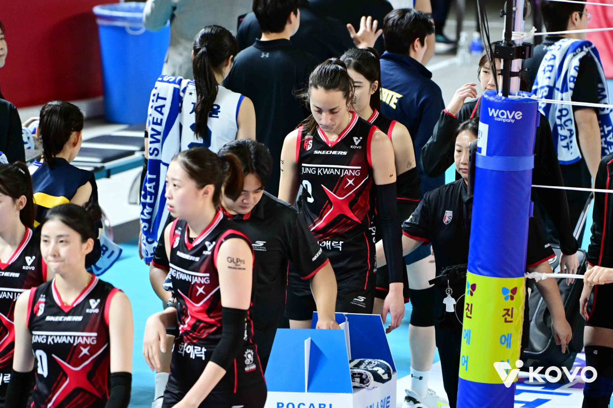 도대체 얼마나 못 한거야? 감독이 진단도 포기했다 → "인터뷰 할 내용이…