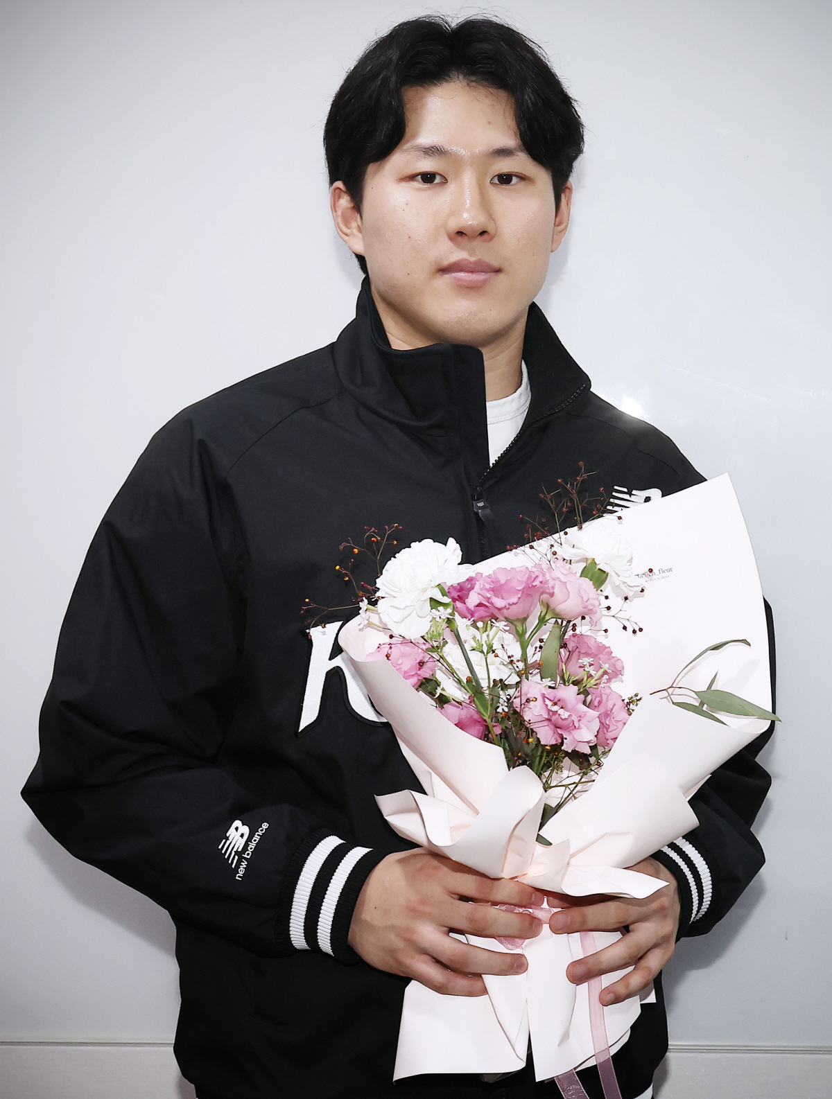 "FA 신청 왜 했나" 최악 평가 받던 선수에게 무려 48억을 안겼다..…