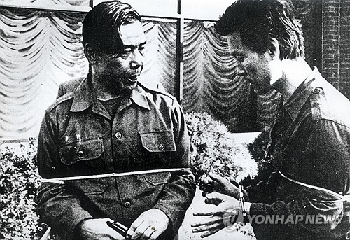 '그때 그사람' 가수 심수봉, '10·26' 김재규 재심 증인 불출석