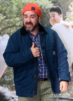 샘 해밍턴, 호주 이민 고민 