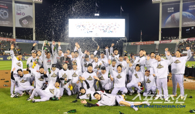 "우리 선수 나가는지도 몰랐다" 국대 차출도 양해 구하는데…"비활동기라서…