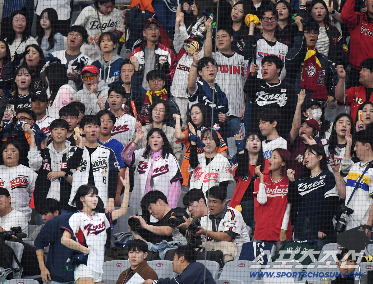 "우리 선수 나가는지도 몰랐다" 국대 차출도 양해 구하는데…"비활동기라서…