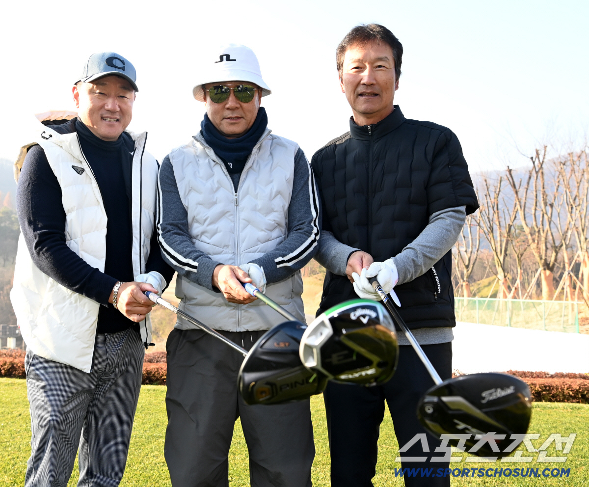 [포토] 조원우 김상진 강석천 코치, 우리는 롯데 자이언츠