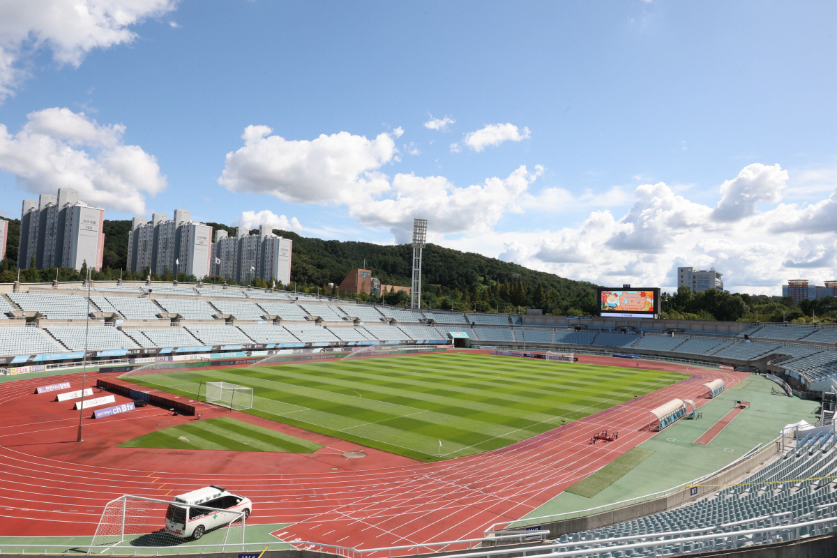 서울 이랜드, 팬 프렌들리 클럽상 1~3차 싹쓸이 '기염'...인천, 풀…