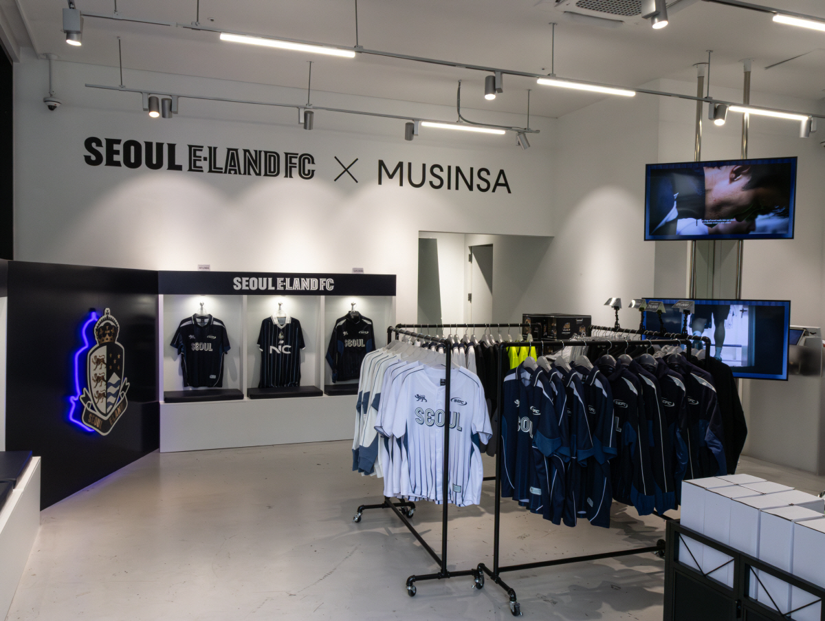 '팬서비스는 우리가 1등' 서울 이랜드, 올 시즌 팬프렌들리 클럽상 '1…