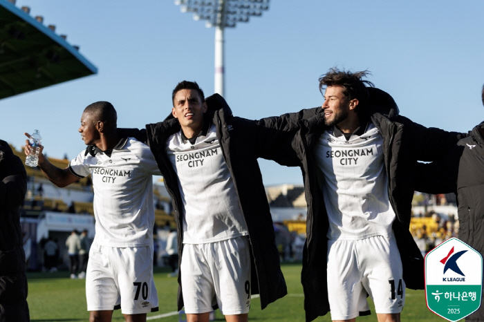 '잔류냐, 승격이냐' 외나무다리에서 만났다...'10경기 무패' 이랜드v…