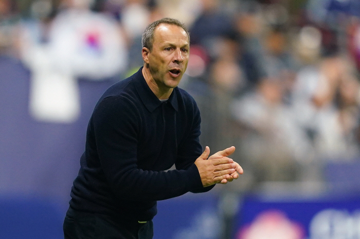 "월드클래스 쏘니 지도해 즐거웠다" 손흥민에게 마지막 인사...'MLS 역사상 최고의 감독' 극찬 받으며 굿바이