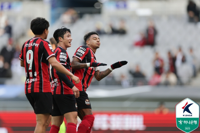 '5경기 5골' 우리가 알던 '맨유 린가드'가 돌아왔다…작별 선물일까, …